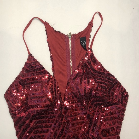 Dress - Picture 2 of 2